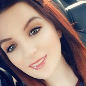 Meet your Posher, Tayla